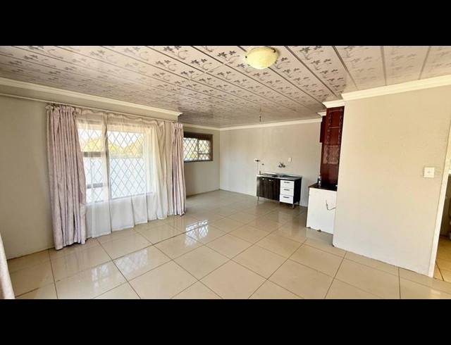 2 BEDROOM HOUSE FOR SALE IN SOSHANGUVE VV